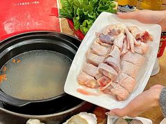 -濠轩阁特色生蚝火锅(水湾路店)