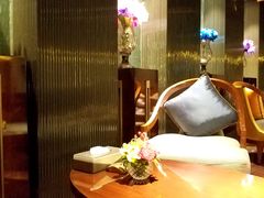 -浅深(世茂滨江精品店)