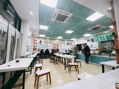 大堂-老磁器口豆汁店(天坛店)