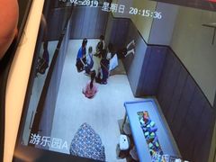 -海底捞火锅(海宁路店)