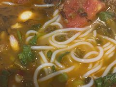 -蒙自源米线大王(花园城商场店)