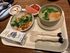 -云海肴·汽锅鸡·云南菜(天山百盛优客店)