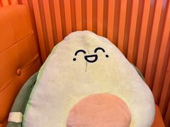 -油梨树 AVOCADO TREE(亮马桥店)