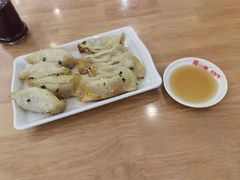 -小姜锅贴(凤凰街店)