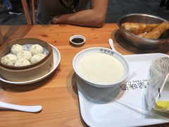 -弄堂咪道-饭香·面香·馄饨香(兴梅店)