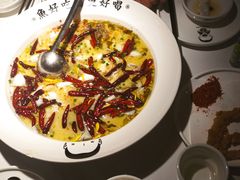 -江渔儿酸菜鱼(万科东荟城店)