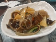 酸辣鱼唇-安泰楼·佛跳墙创始人·传统闽味早茶·酒楼(三坊七巷闽菜地标店)