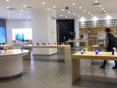 -华为授权体验店(中山公园来福士)