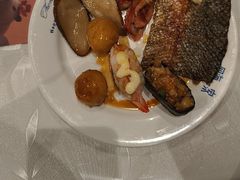 -四海一家自助餐(益田假日广场店)