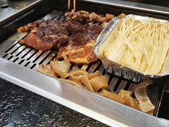 -臻牛烤肉