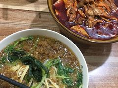 -老字号杨坡红油米线腊汁肉夹馍(东四道巷店)