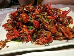 -巴厘龙虾·榜首油焖大虾(音乐学院·沿江酒馆店)