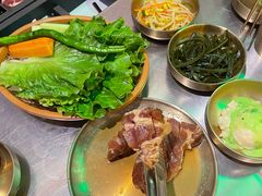 -釜山火炉·海鲜烤肉(紫藤路店)