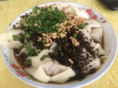 燃抄手-贰拾捌味·宜宾燃面(春熙路旗舰店)