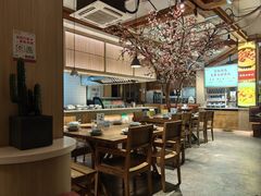 -蜜桃餐厅·伴山(湖滨商业街店)