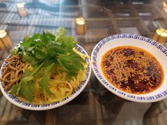 -笑来喜馄饨小笼工坊店(湖滨街店)