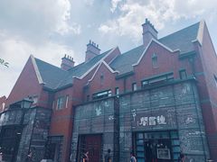 -钟书阁(松江泰晤士小镇店)