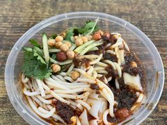 -小朱麻辣串(益民街店)