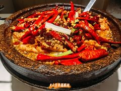 石锅生烹牛蛙-相遇·川湘融合菜(金坛吾悦广场店)