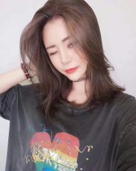 -变画·发型STUDIO