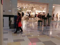 -H&M(鹏欣水游城店)