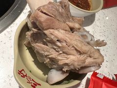 -三人行骨头王火锅(长寿店)