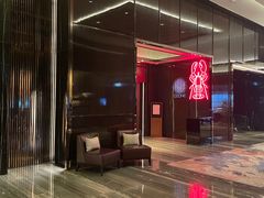 -OZONE 顶楼酒吧(香港丽思卡尔顿酒店)