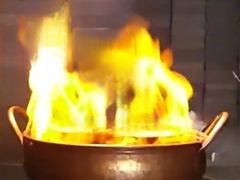 紫铜锅火焰鸡-三号黄浦会Canton Table