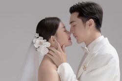-雨墨婚纱摄影工作室