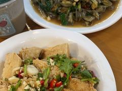 -正宗普宁豆干坊·洪记砂锅粥(红领巾路店)