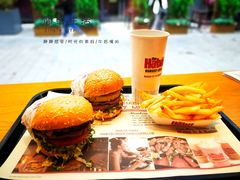 -The Habit Burger Grill 哈比特汉堡(复兴soho店)