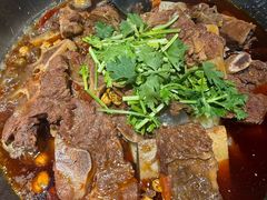 -大众跷脚牛肉馆·非遗传承单位(峨眉山店)