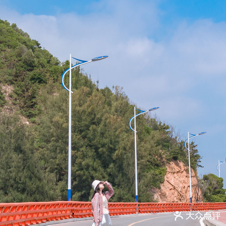 东山岛｜苏峰山环岛路，看蓝天白云和大海 
