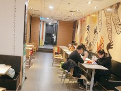 -麦当劳(南磨房店)