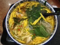 -火烧房子菊花米线(兴盛路店)