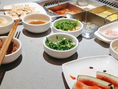 -海底捞火锅(新松江路店)