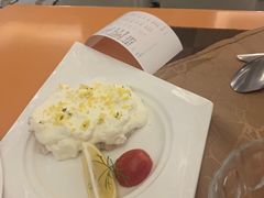 -红房子西菜馆(淮海中路店)