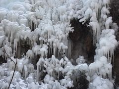 -大平台龙居瀑布旅游区