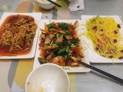 -芳芳餐厅(白沙路店)