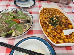 -洪霞餐馆·川菜·鲜货现炒(两江春城店)