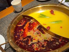 -小天鹅火锅·一线江景洪鼎旗舰店(洪崖洞店)