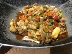 干锅牛蛙-老妈私房鱼头(欧洲城店)