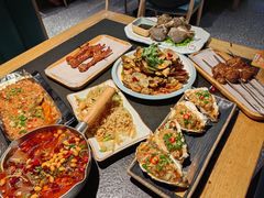 -鸿宇海鲜烧烤(红海新区店)