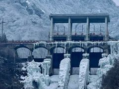 -秦岭终南山世界地质公园翠华山景区