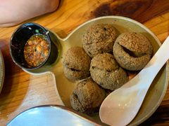 -野山舂·贵州现舂酸汤火锅(鸿通城店)