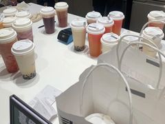-喜茶(杭州滨江宝龙店)