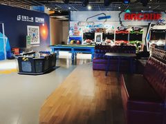 -世代星球·保龄球·镭战真人CS·团建(杨浦店)