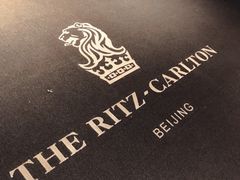 -丽思卡尔顿酒店泳池(金融街店)