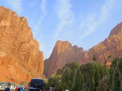 -天山神秘大峡谷