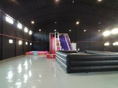 -嘿哟动霸CHUA·新潮玩运动娱乐中心·蹦床滑冰团建乐园